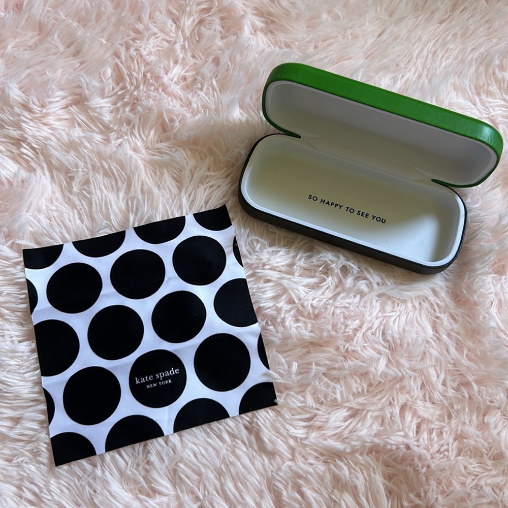 Kate Spade ♠️ Eye Glasses holder - Picture 2 of 6